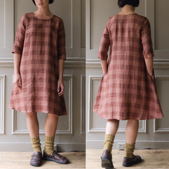 Pyne & Smith No. 29 Black A-Line Swingy Linen Dress - Picture 6 of 6